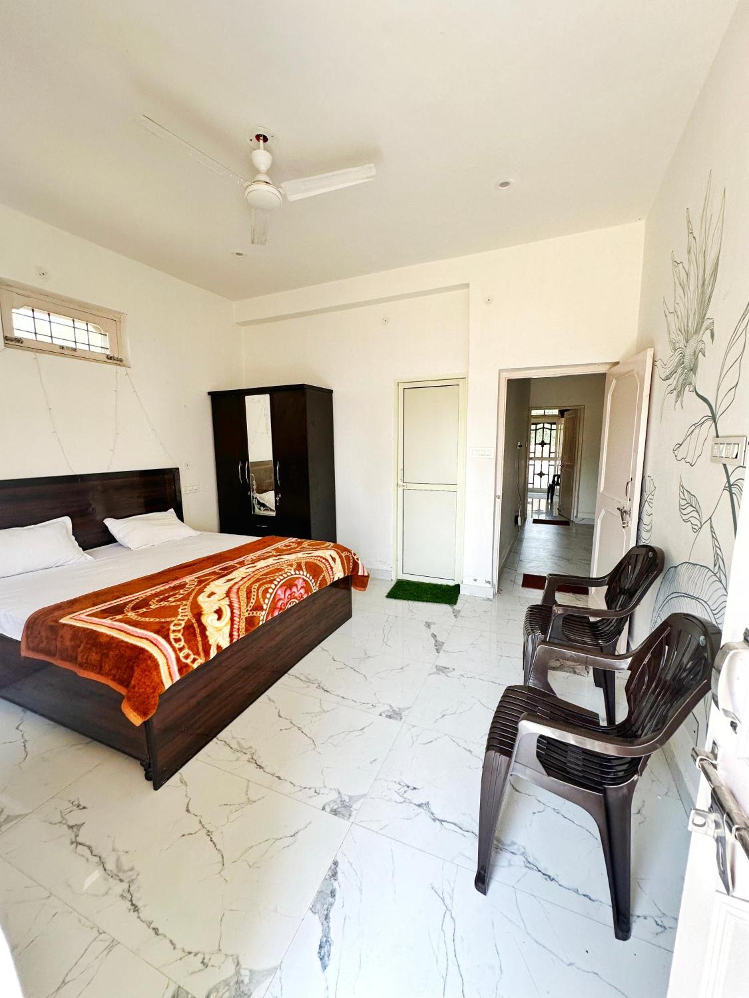 Baseraa Bir - 4Bhk Home Extérieur photo