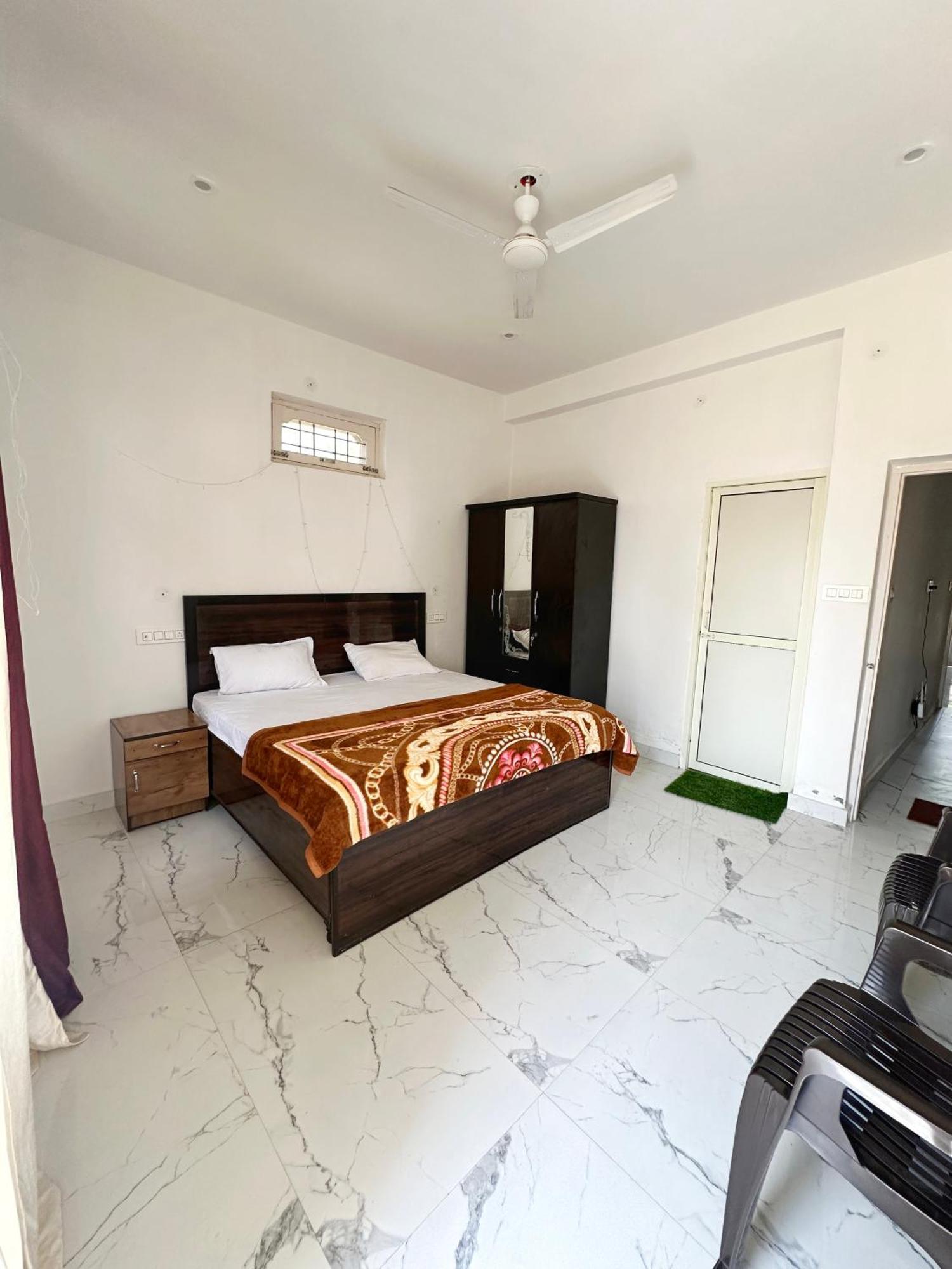 Baseraa Bir - 4Bhk Home Extérieur photo